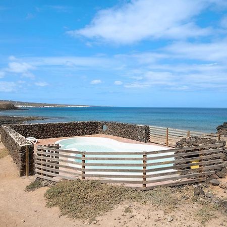 Playa Marina Eco Beach&Pool Bungalow Mala View Arrieta  Bagian luar foto